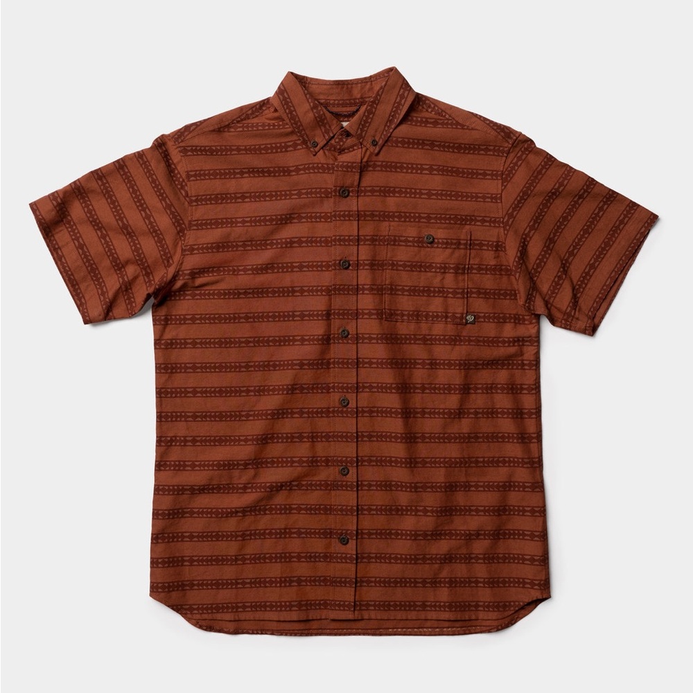 Men’s DC Daily Rust Brown/Fish Bone Short Sleeve Duck Camp Shirt EUC Medium